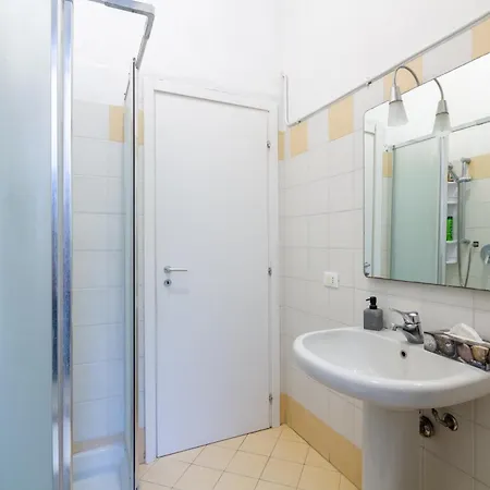 Cozy Private Room In Milan - Convenient Location Exterior photo